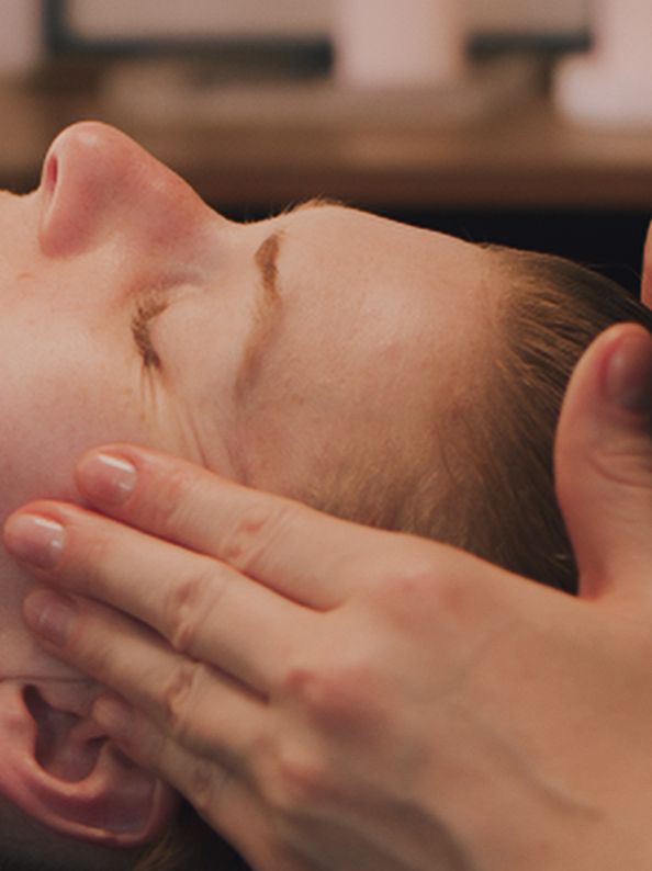 masaje facial kobido